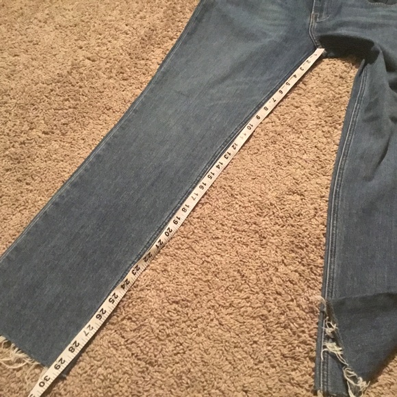 Reformation Mid Rise Slim Jean -Sz 30 - Picture 5 of 7